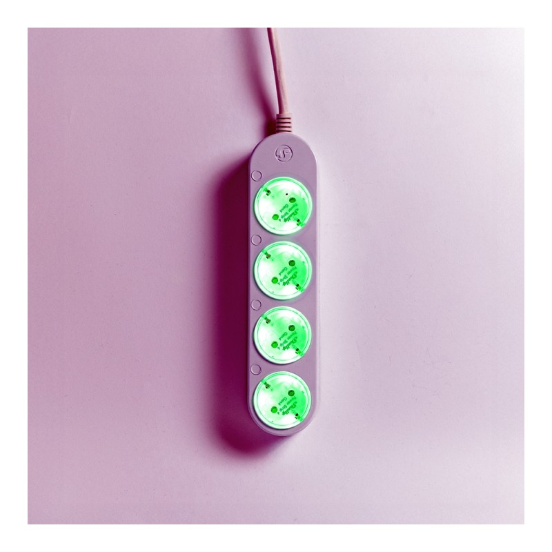 Shelly · Plug & Play "Power Strip 4 Gen4" · Smarte Steckdosenleiste · 4x 12A · Messfunktion · WLAN · Zigbee · Matter · BT · weiß